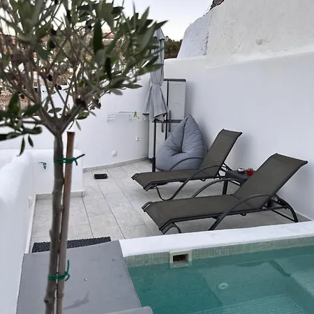 Avenoir 1bedroom Luxury Cave Apartment *